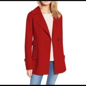 Dian Von Fursrenberg red coat